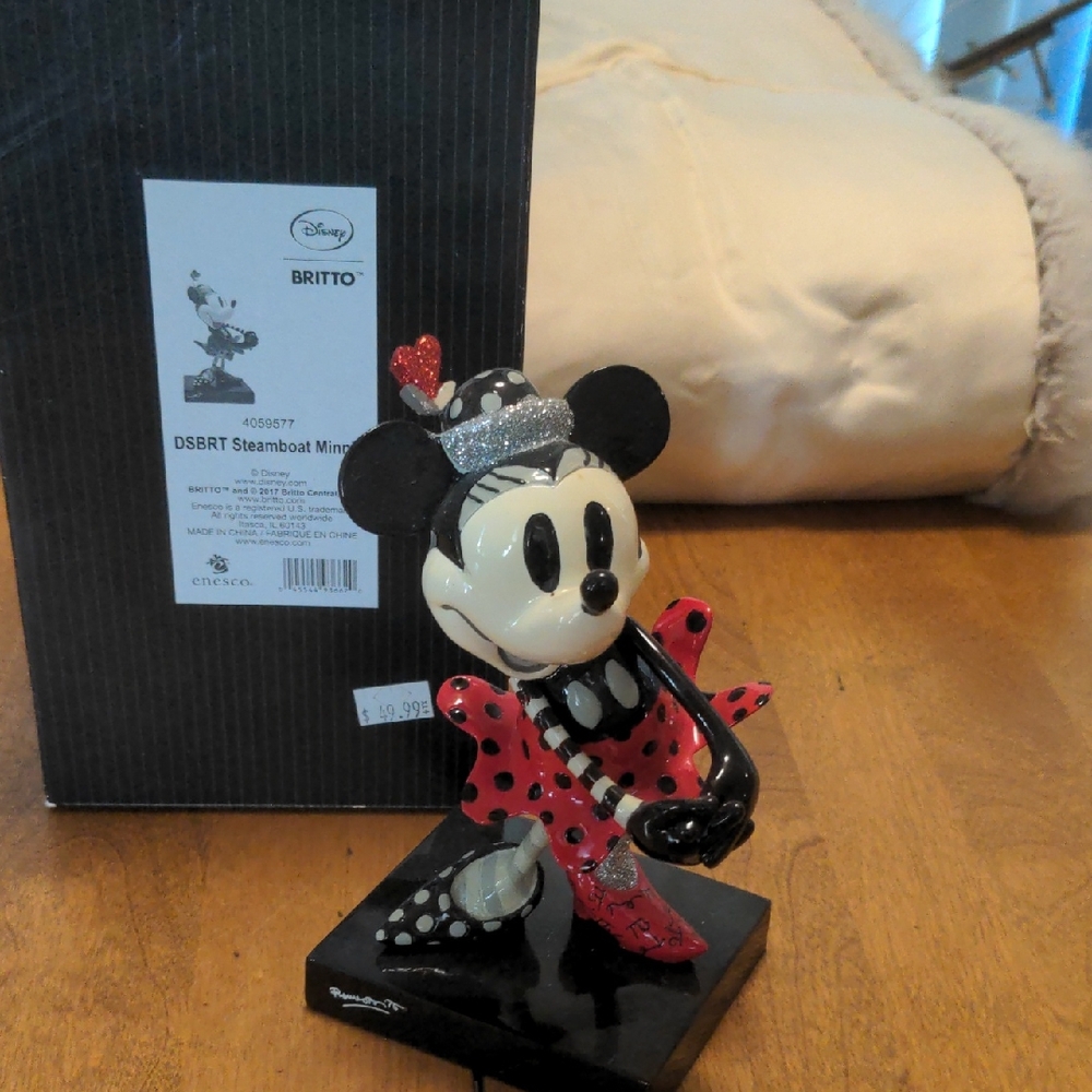 Disney Britto Minnie Mouse in Red and Black